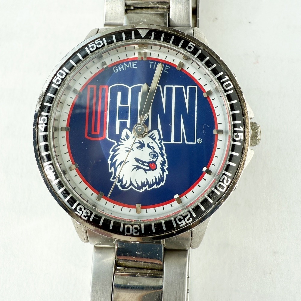 UCONN Huskies Stainless Steel  Game Time Watch Connecticut  COACH Series